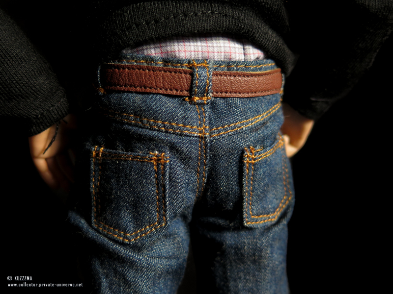 John Watson: Jeans back details