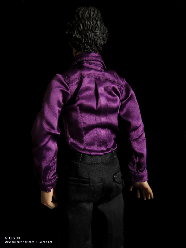 Sherlock Holmes: Purple shirt back