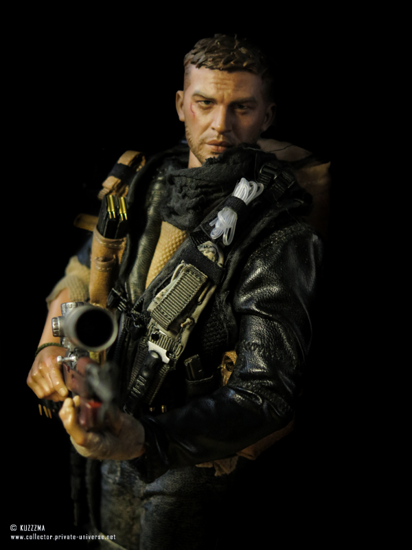 Max Rockatansky with weapons